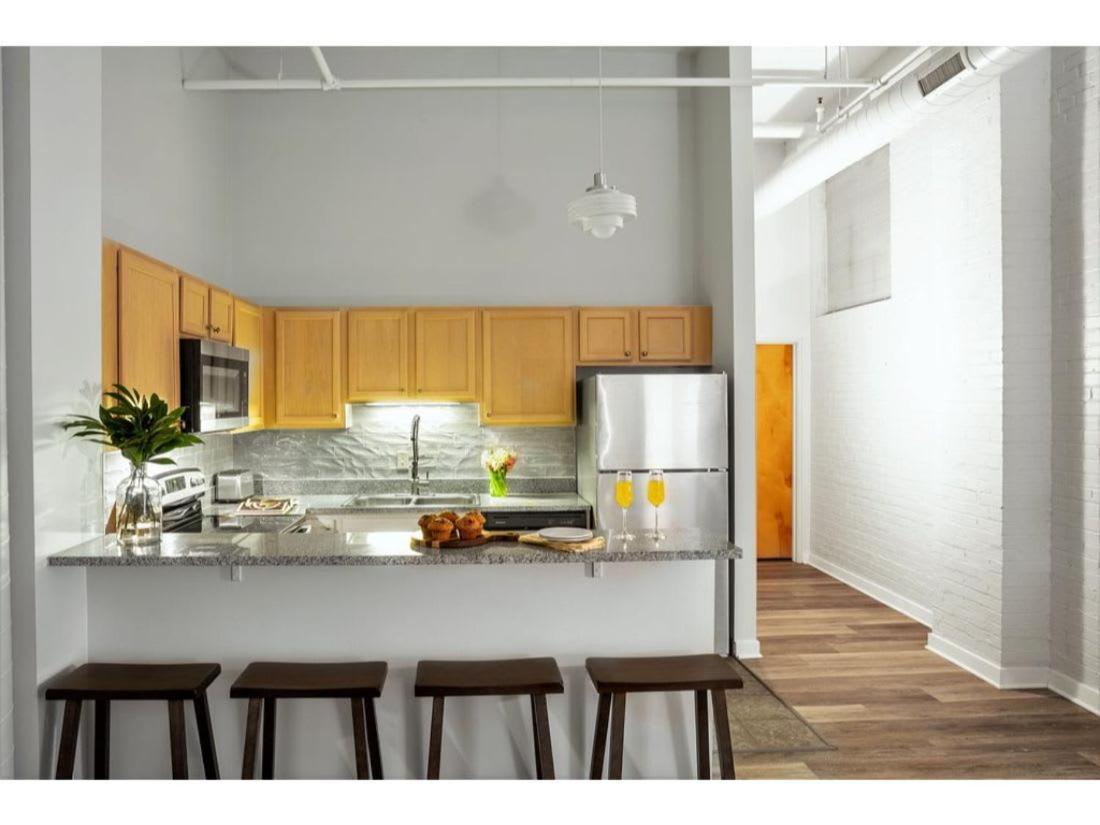 2Br 2Ba In The Block By Cozysuites! Indianapolis Eksteriør bilde